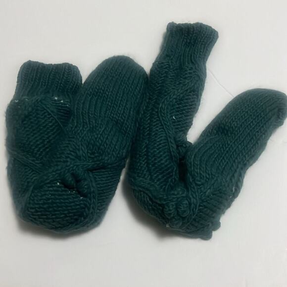 NWOT CABIN POM POM‎ TALL CABLE THERMAL GREEN SOCKS - Picture 3 of 5